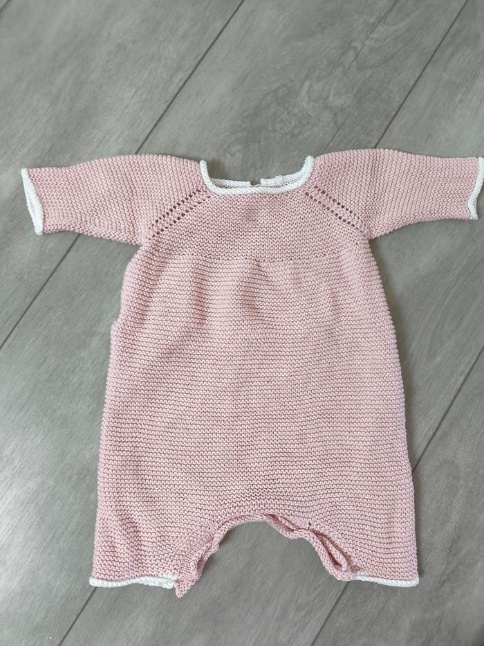 Barboteuse tricotée rose