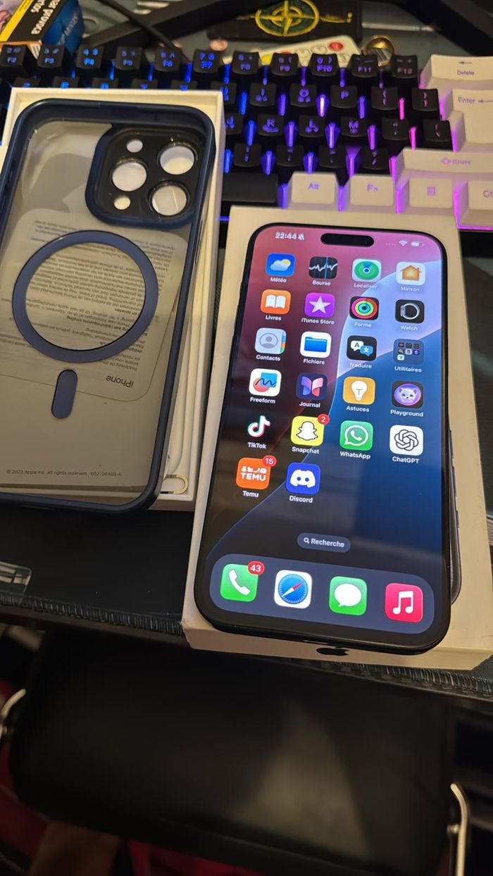 I p h o n e 15 p r o m a x