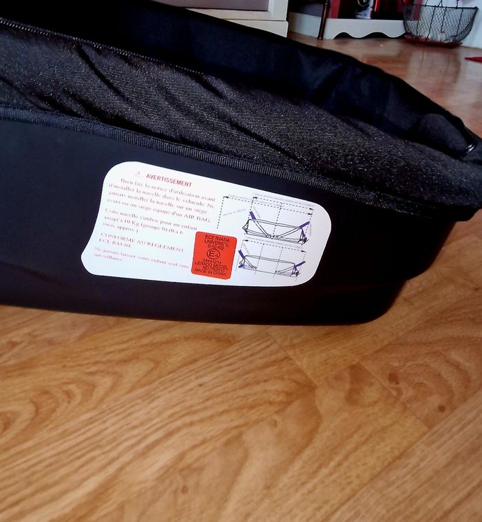 Nacelle looping auto"go rouge "neuve dans son carton d'origine (Jamais déballée) - photo numéro 6