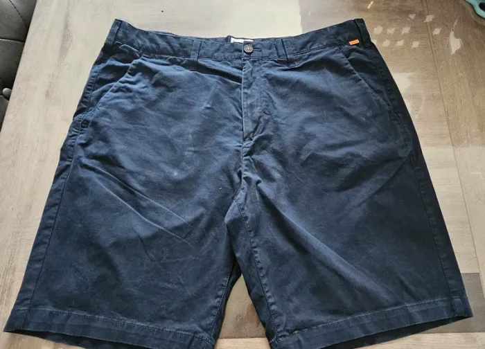 Short chino bermudas timberland w40 soit taille 50
