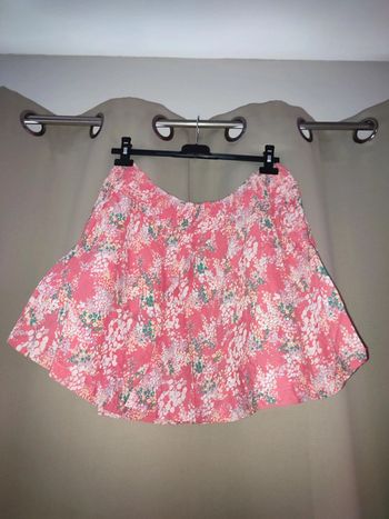 Jupe rose fleurie