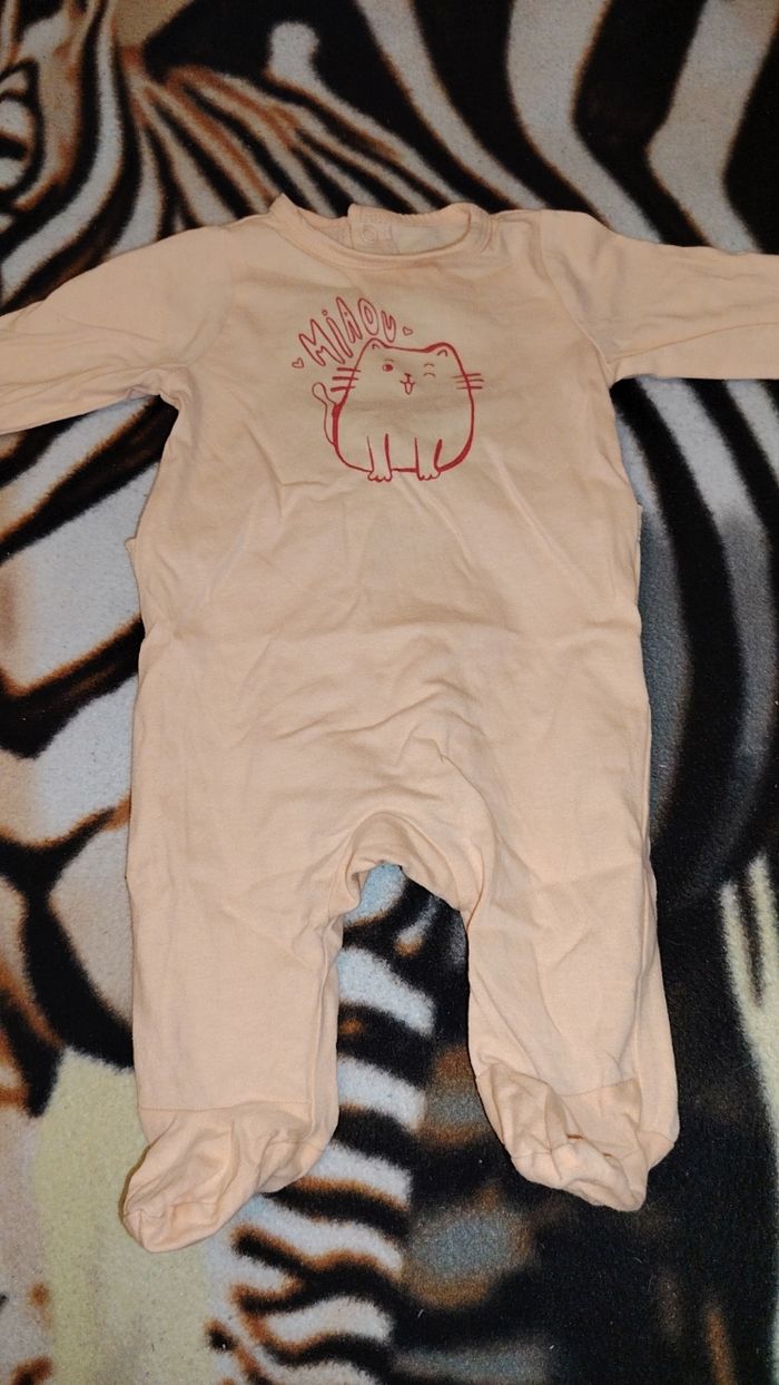 Pyjama bebe - photo numéro 3