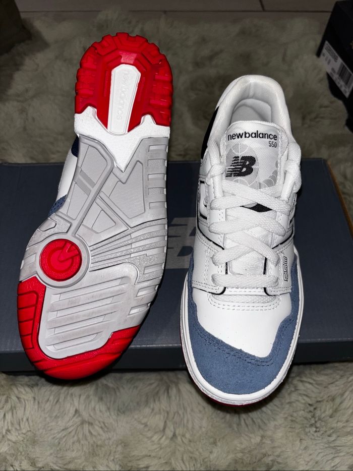 New Balance Blue Red and White - photo numéro 3