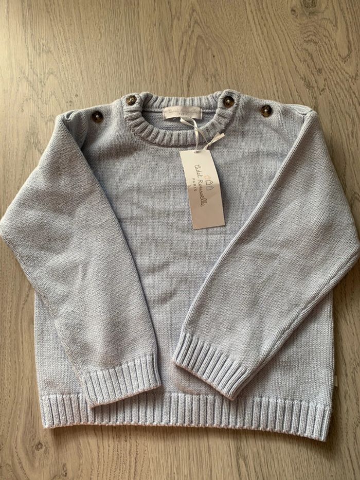 Pull bleu