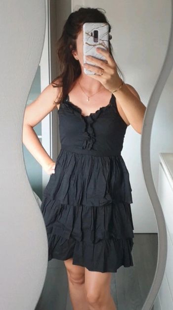 Robe à volants  naf-naf noire 36 s