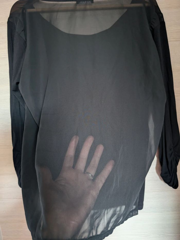Haut noir manches longues dos transparent - photo numéro 3