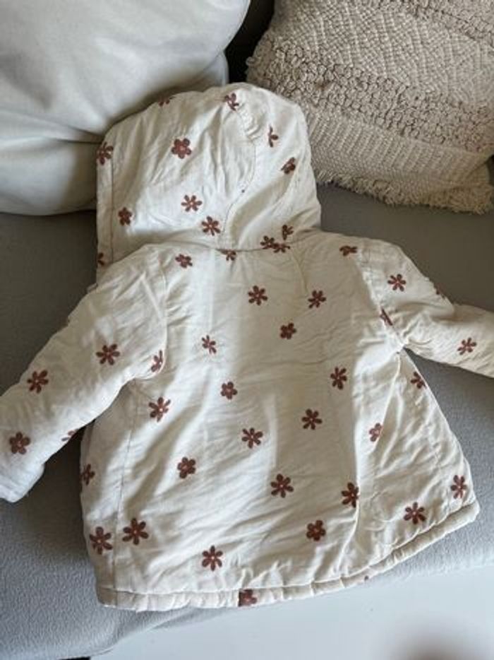 Manteau blanc fleuri - photo numéro 2