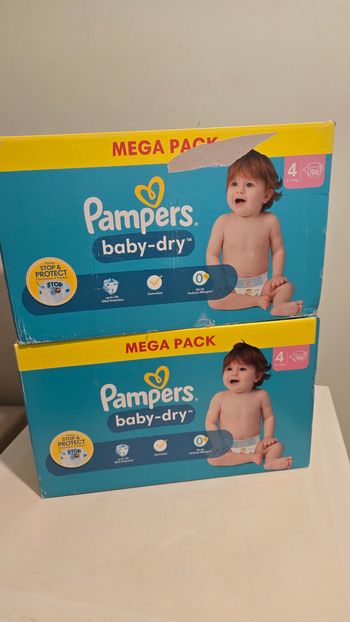 192 couches pampers baby dry taille 4