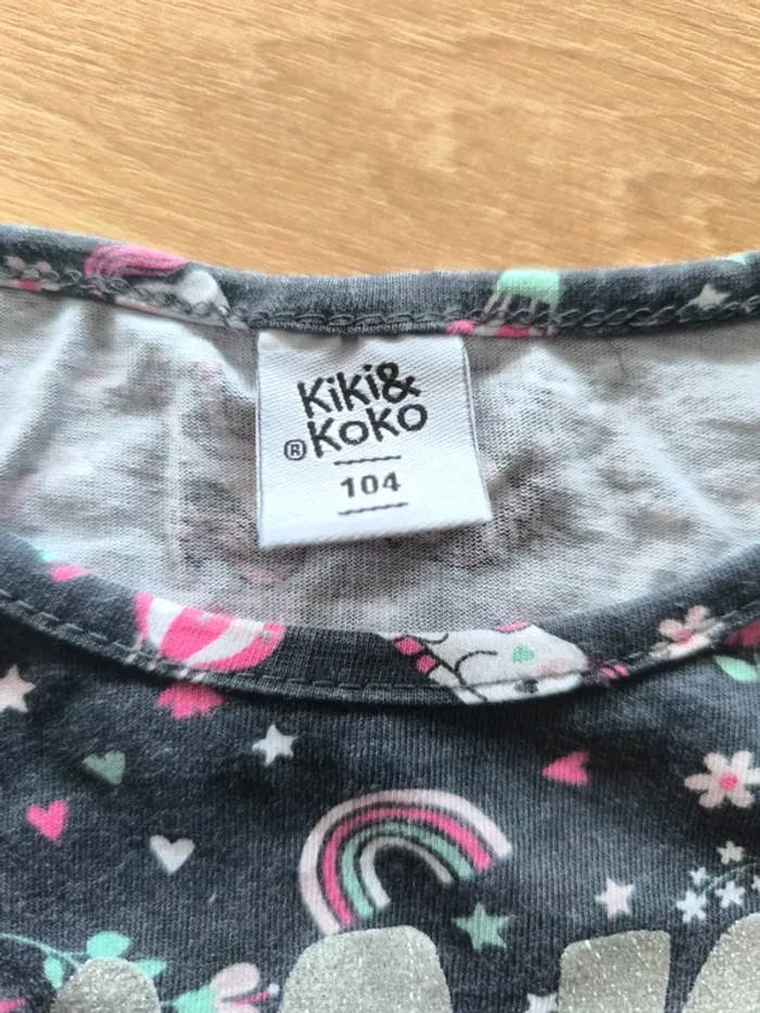 Tee shirt manches longues , licorne , taille 4 ans, excellent état - photo numéro 3