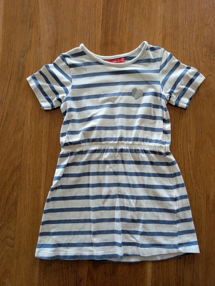 Robe marinière detail coeur gris argenté 5 ans.