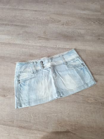 Mini jupe en jean 40