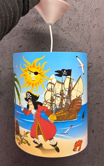Suspension enfant pirate