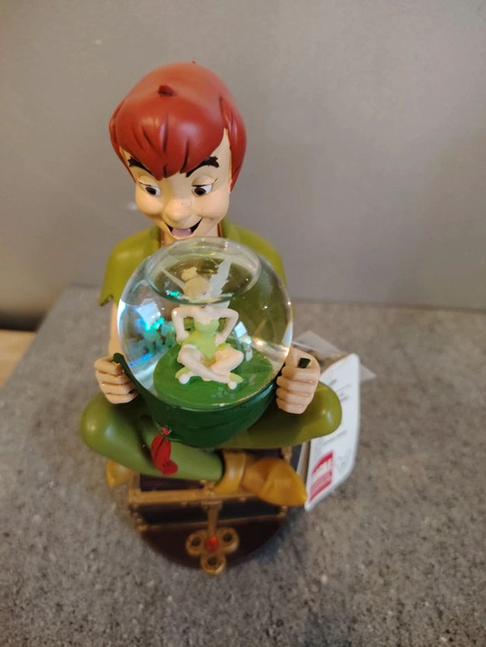 Boule à neige snowglobe Disney Peter pan musicale - photo numéro 3