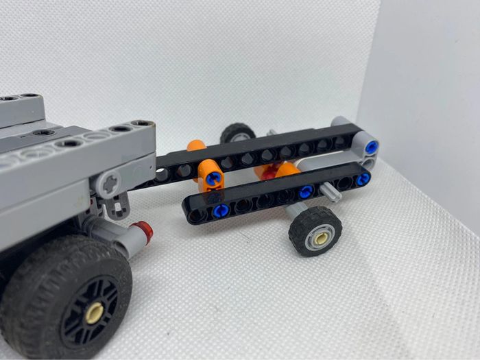 Lego Technic 42060 camion benne avec sa remorque - photo numéro 4