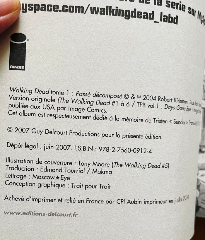 Walking Dead Tome 1 - Passé Décomposé - photo numéro 5