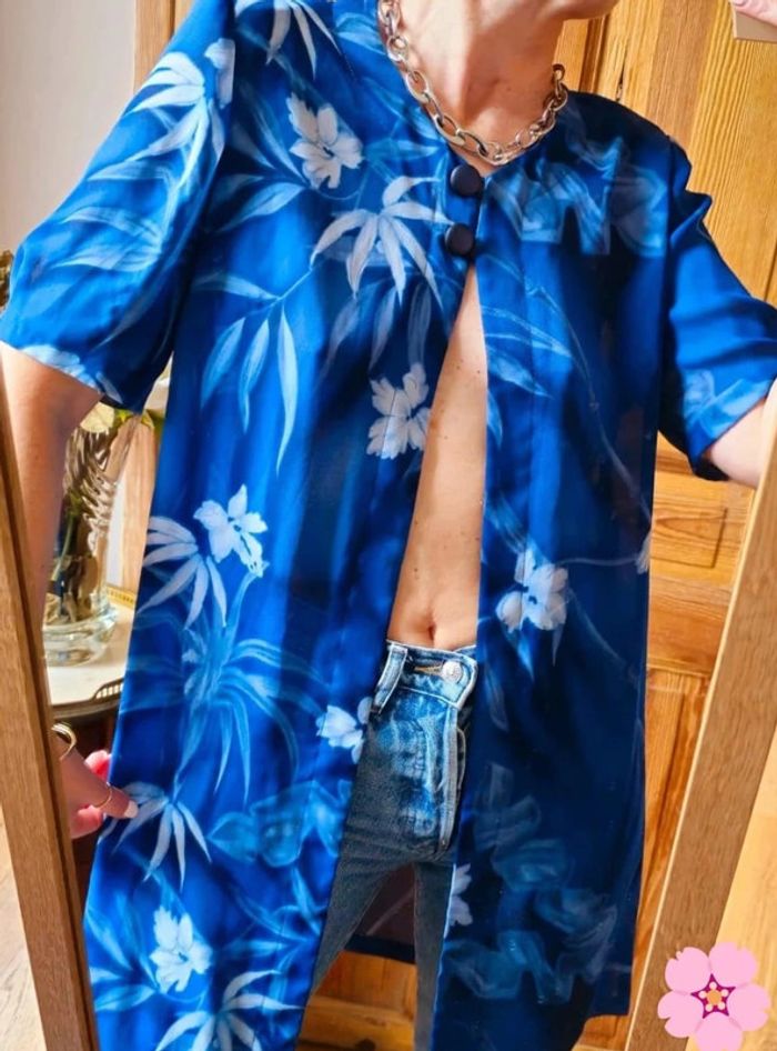 Blouse vintage epaulettes longue et fluide