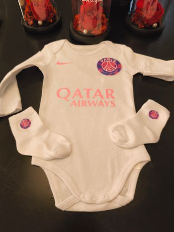 Ensemble bébé foot cadeau de naissance paris psg 
