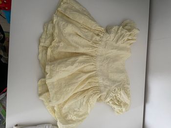 Robe jaune