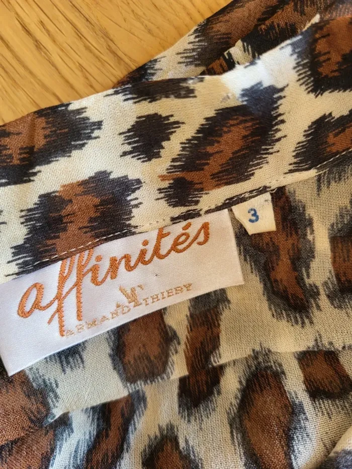 Chemise imprimée léopard - Affinités d'Armand Thiery - photo numéro 12