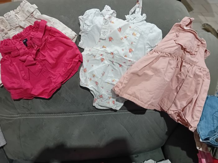 Lot vêtements 12/18 mois - photo numéro 3