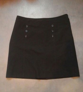 Jupe femme noir taille 40 bien lire