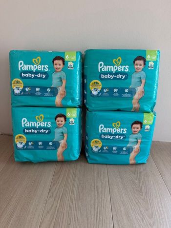 132 couches Pampers baby dry taille 6