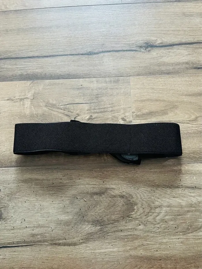 Ceinture extensible noir et argentée - photo numéro 3