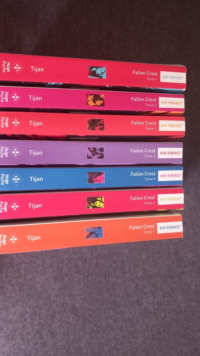 Lot de 7 tomes Fallen Crest
