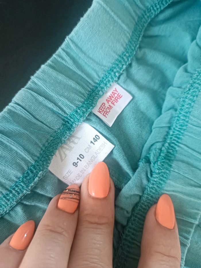 Short Zara 9/10 ans - photo numéro 3