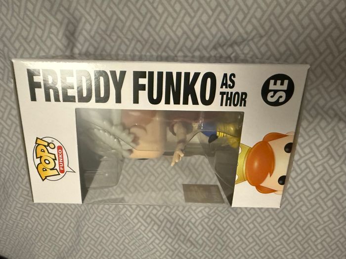 POP SE FREDDY FUNKO AS THOR Figurine - photo numéro 2