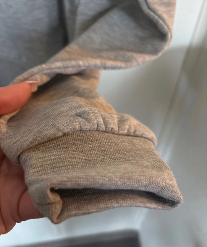 Sweat Jennyfer taille S - photo numéro 3
