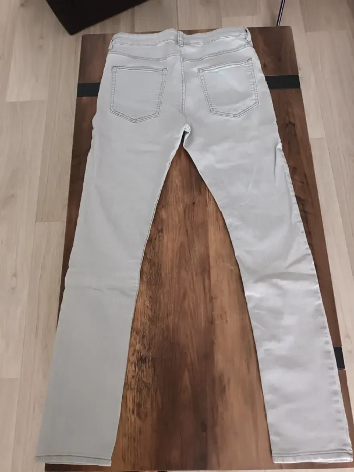 Jean slim taille réglable