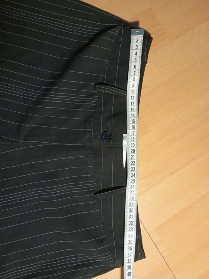 Short taille 40 body guard - photo numéro 3