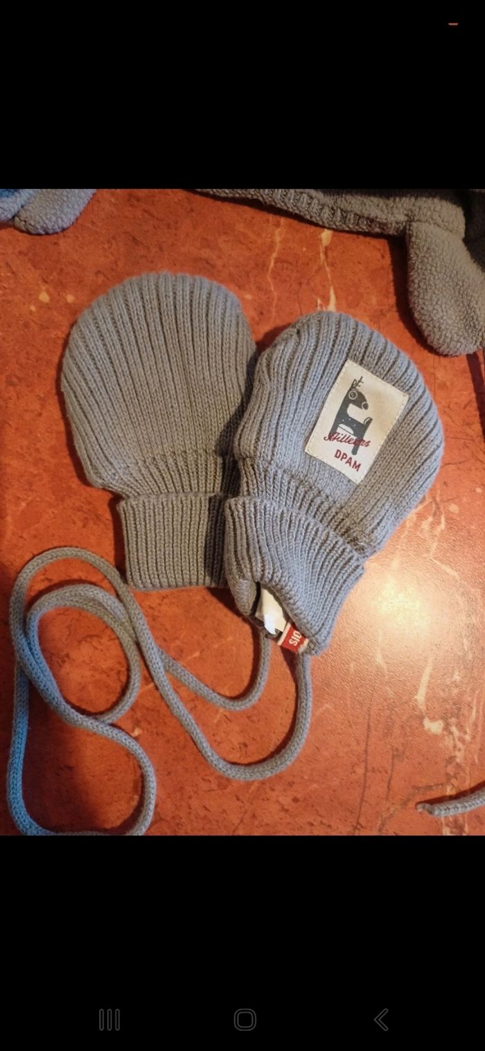 Ensemble bonnet / moufles taille 6 mois - photo numéro 2