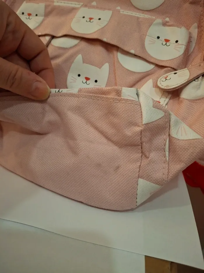 Sac à dos bébé chats blancs - photo numéro 3