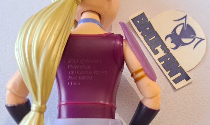 Figurine Mysticons Emerald Goldenbraid Playmates Toys 2017 - photo numéro 3