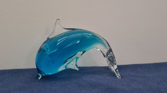 Dauphin en verre bleu dégradé - photo numéro 5