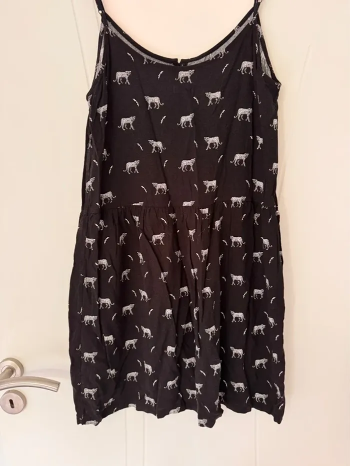 Robe noire taille 40 - photo numéro 3