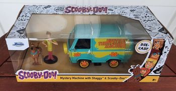 Neuf - Mystery Machine Scooby-Doo avec Sammy et Scooby échelle 1:24