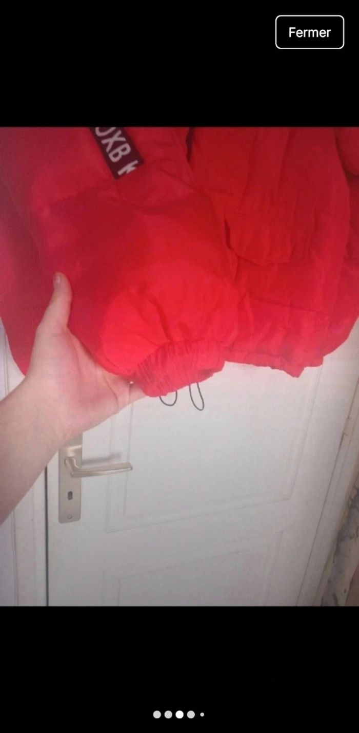 veste d'hiver rouge à capuche de la marque New Collection, en taille S/M - photo numéro 4