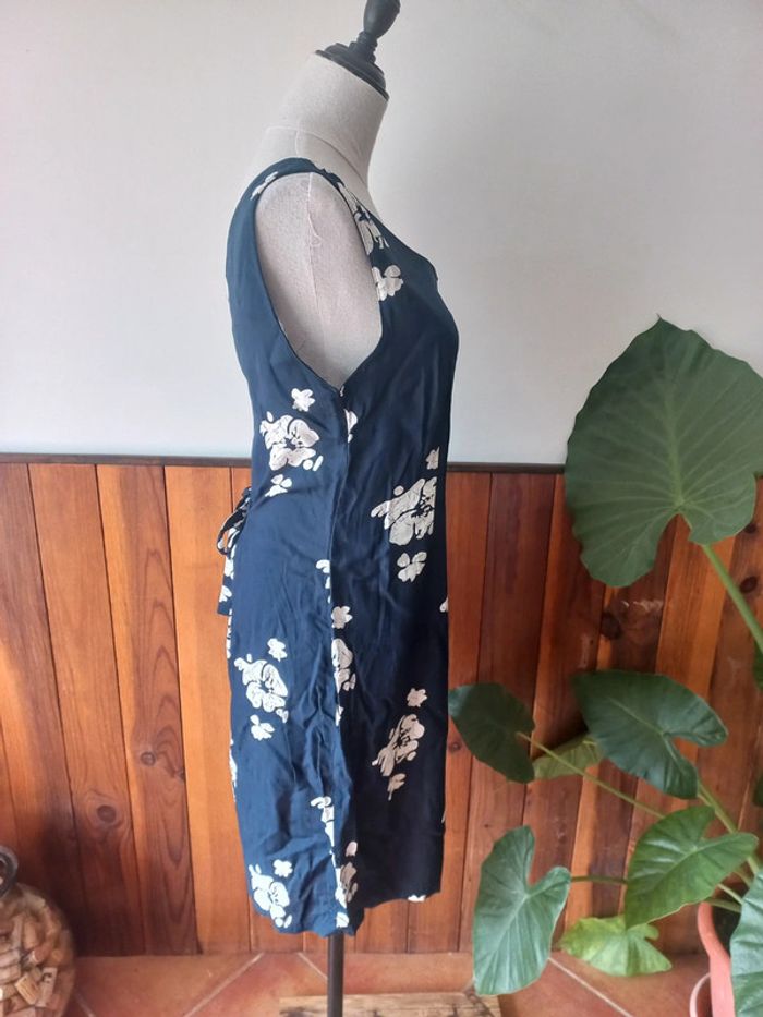 Robe bleu à fleur - photo numéro 4