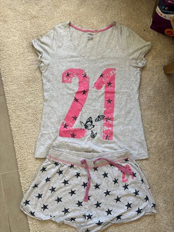 ensemble pyjama short t shirt