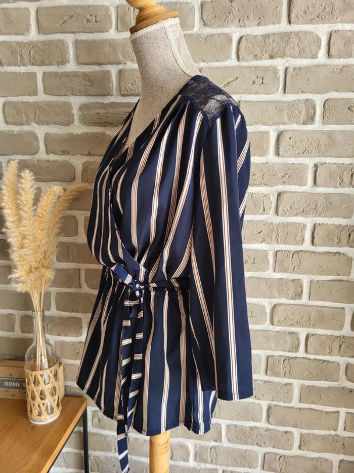 Blouse cache-cœur avec ceinture et dentelle Cache Cache - Casual chic - photo numéro 7