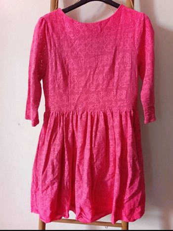 Robe dentelle rose