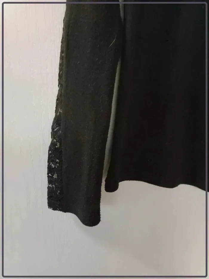 Pull léger noir - photo numéro 2
