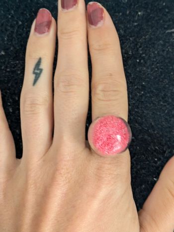 Bague en verre ronde style pylônes