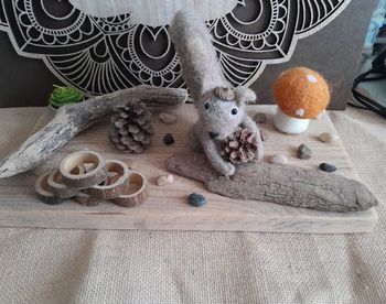Décoration bois écureuil champignon nature
