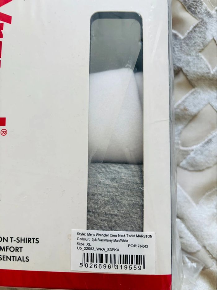 3 tee-shirts - photo numéro 2