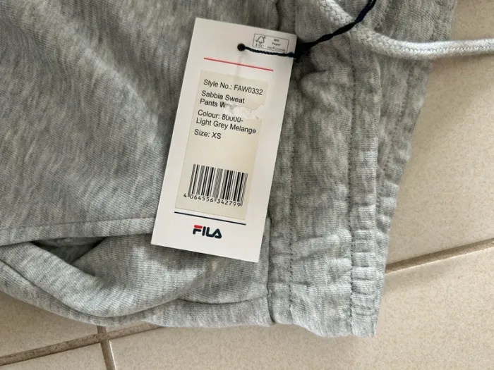 Survêtement fila taille xs - photo numéro 4