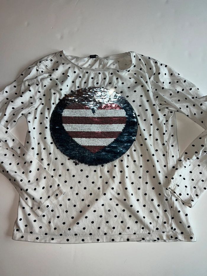 Haut a paillettes - photo numéro 2